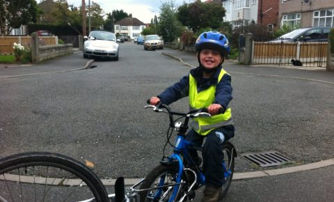 Photo of FollowMe tandem in action - kids trailer bike alternative
