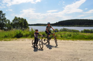 Family bike rides in North Wales - Alwen Reservoir