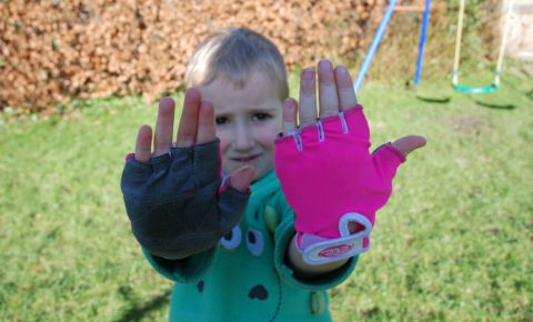 Review of the Etc kids cycling gloves and kids cycling mitts