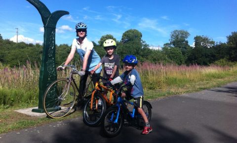 family cycle routes in Cheshire and Wirral - Chester to Connahs Quay is a great, traffic free route