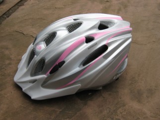 Limar kids cycle helmet 515 and 525 are suitable for boys and girls