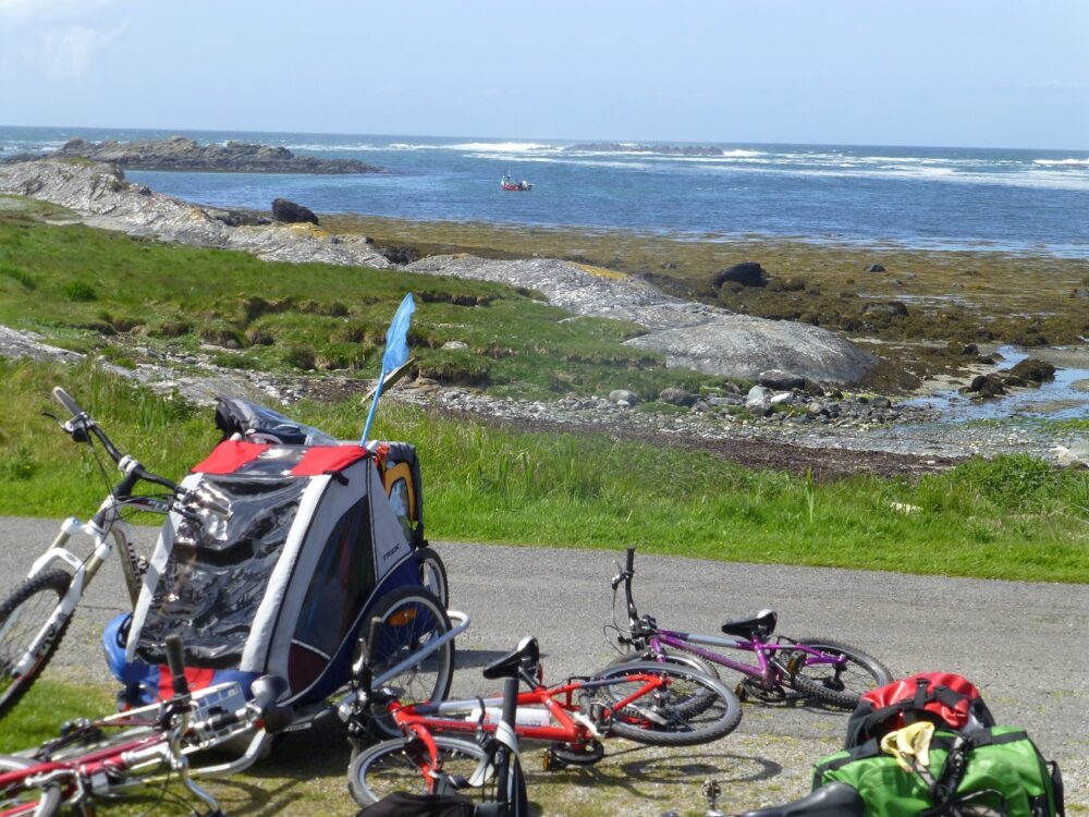 Family cycling holiday to Colonsay
