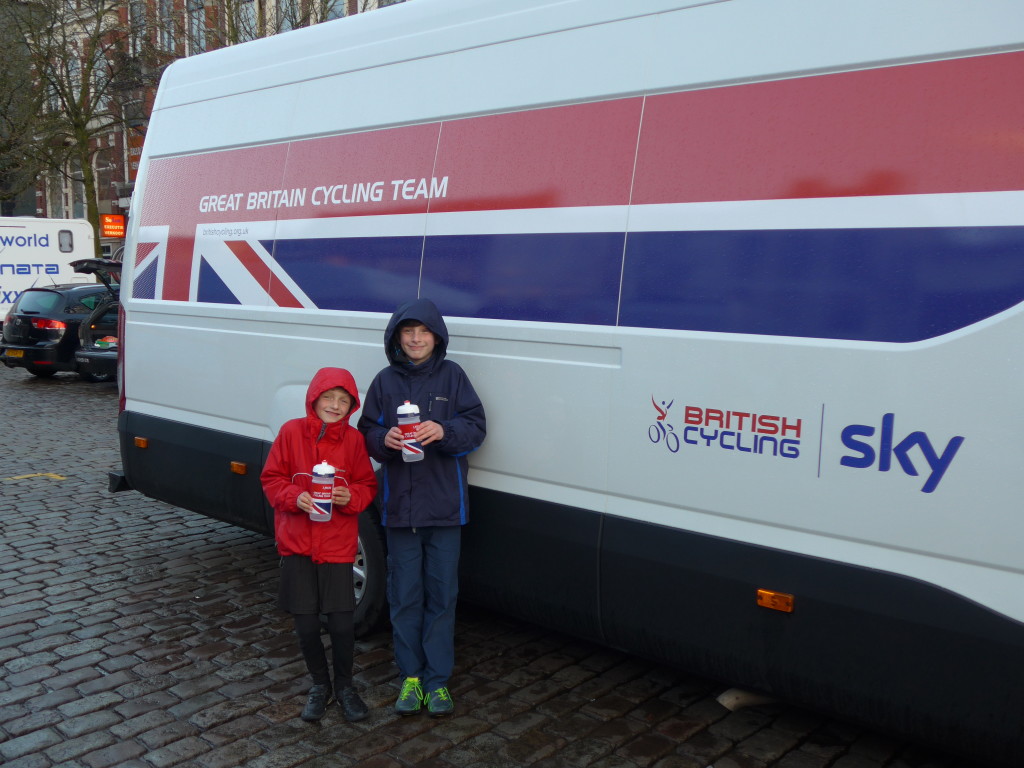 Boys with British Cycling bottle and van in Groningen