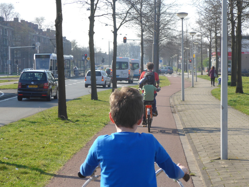 Cycling with kids in Holland