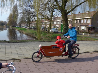 T in the Cargo Bike