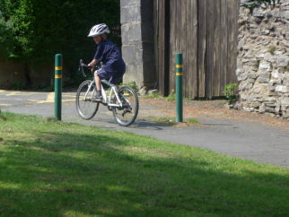 Frog Road 58 kids bike in action