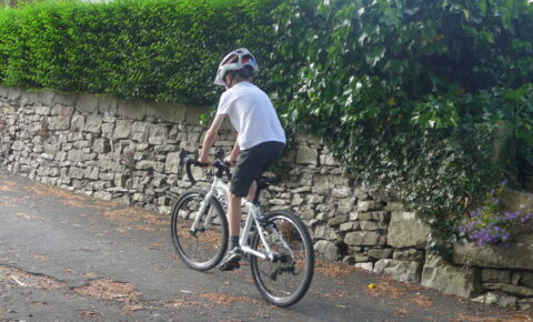 Hill climbs on the Frog Road 58 kids bikes