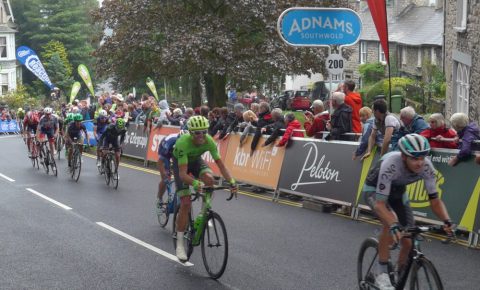 Riders struggling up Beast Banks, Kendal at the end of Stage 2 of the Tour of Britain 2016