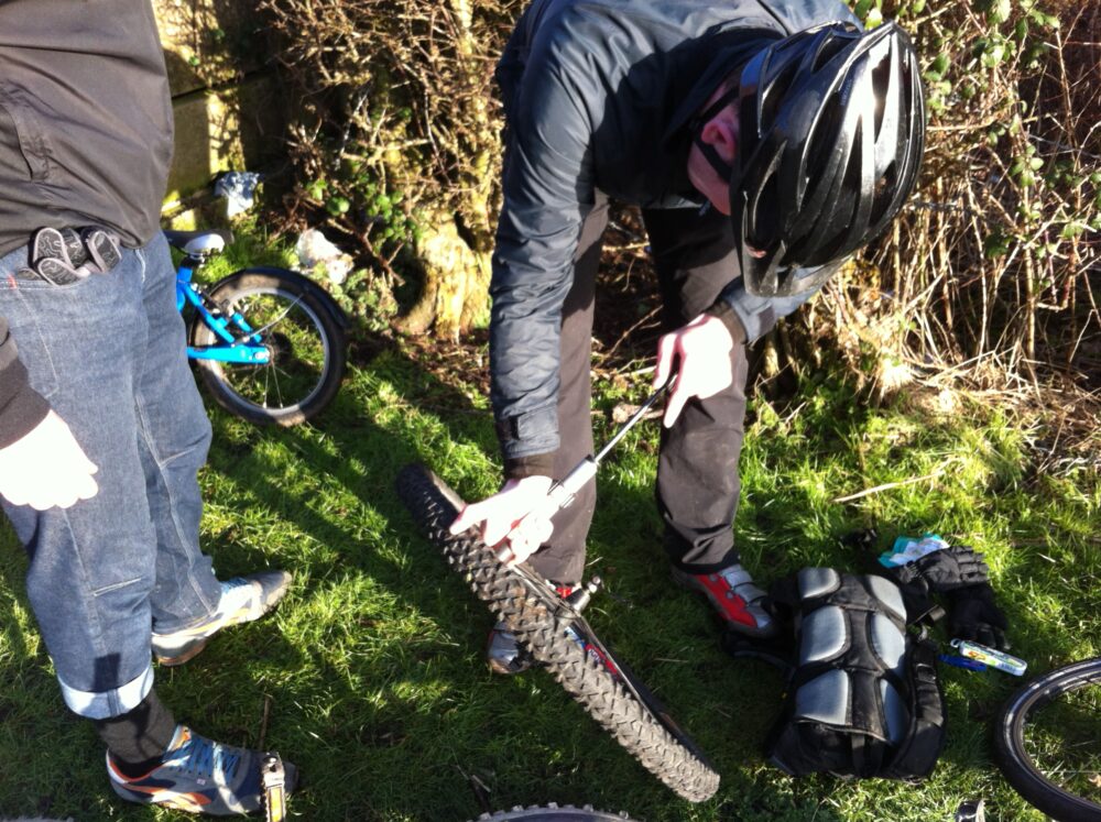 repair cycle puncture
