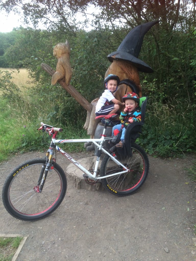 Room on the Broom Trail near Wakefield, West Yorkshire