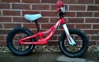 Specialized Hotwalk Balance Bike