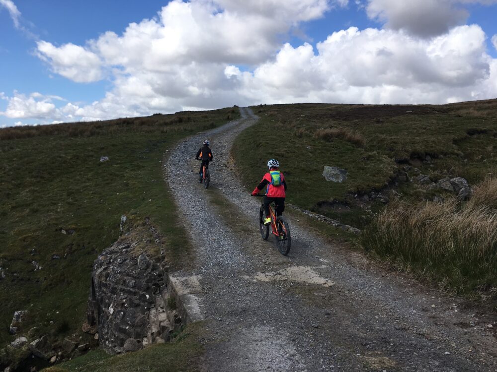 Start of family mountain bike ride in the Yorkshire Dales