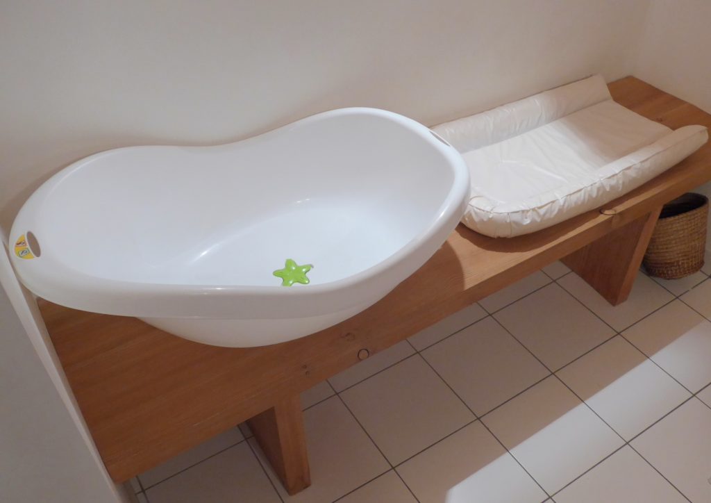 Review of family friendly accommodation in the French Alps - baby bath and changing mat included!