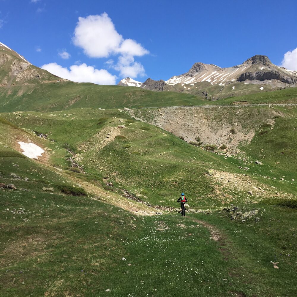 The start of the ride Col du Lautaret to Briançon