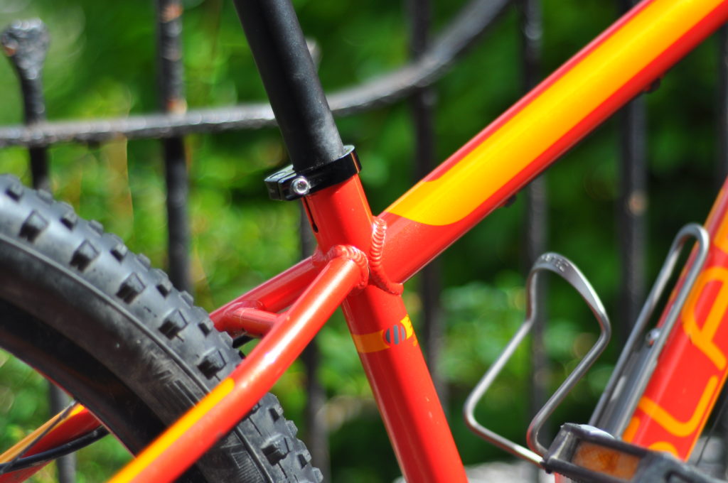 Review of the Islabikes Creig 24 and Creig 26 - top tube meeting rear stays