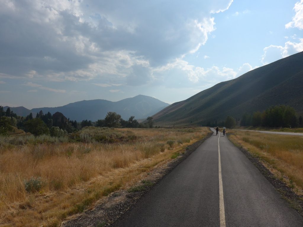 Cyclepath back to Ketchum Idaho from the trails