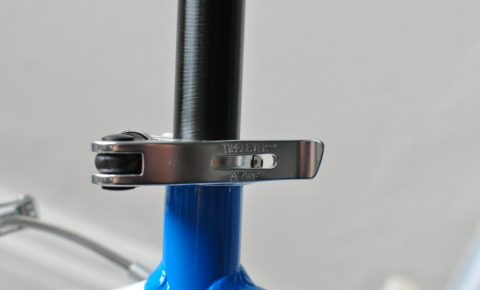 Woom 3 seat post - a tyre lever!