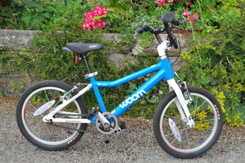 woom 3 original kids bike in blue