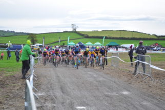Start of the U14's and U16's Cyclocross race
