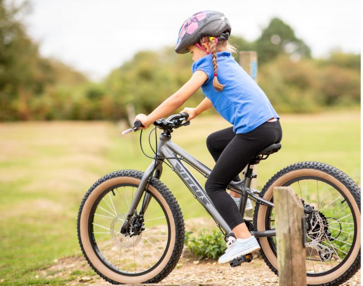 How to begin cycling to school with your child