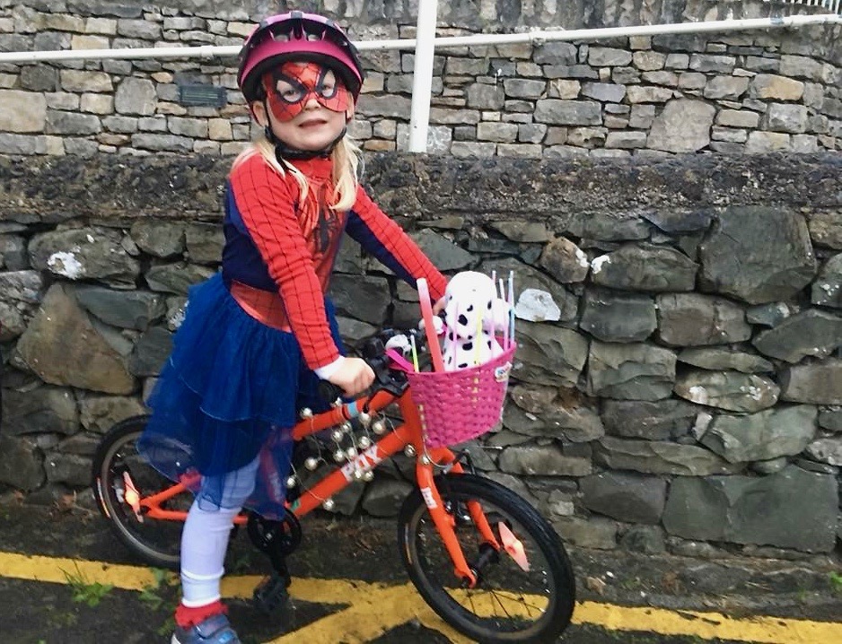 Review of the Hoy Bonaly 16 kids bike Cycle Sprog