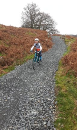 Islabikes Beinn 27 test ride - descending and testing the brakes