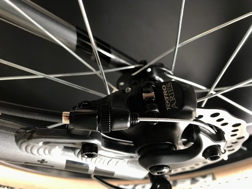 Vitus 20+ Tektro disc brake