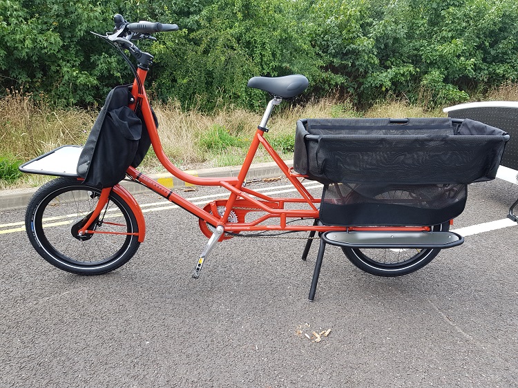 Bicicapace longtail cargo bike