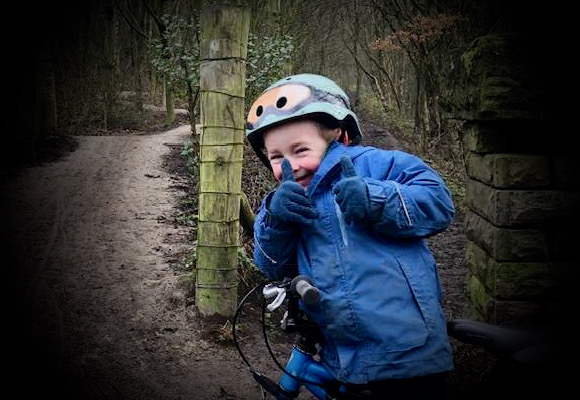 Review of the Mini Hornit kids cycling helmet test