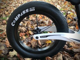 Review of the Hornit Airo Balance Bike - closer look at the tyres and wheels