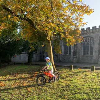 WP riding the HUTTO in the autumn