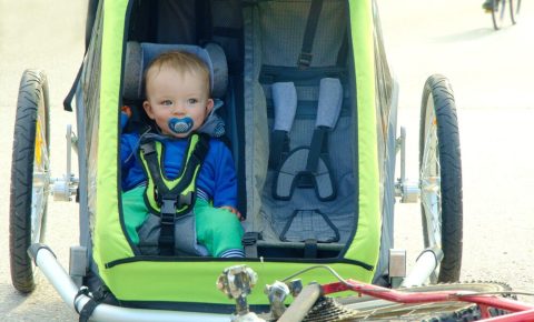How-to-start-cycling-with-a-smal-child-in-a-bike-seat-cargo-bike-or-trailer