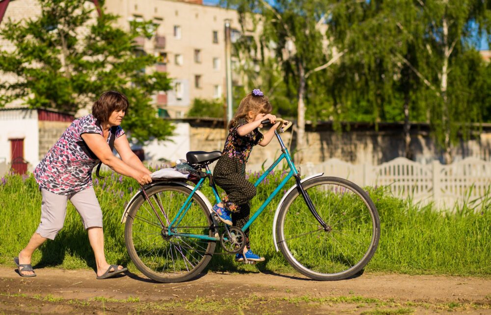 How do I know if my kids bike is too big for them?