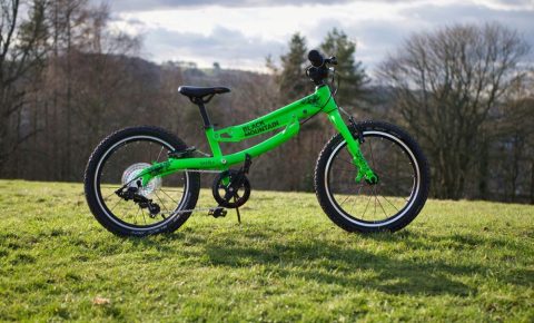 Black Mountain KAPEL review - a closer look at this growing 18" wheel kids bike