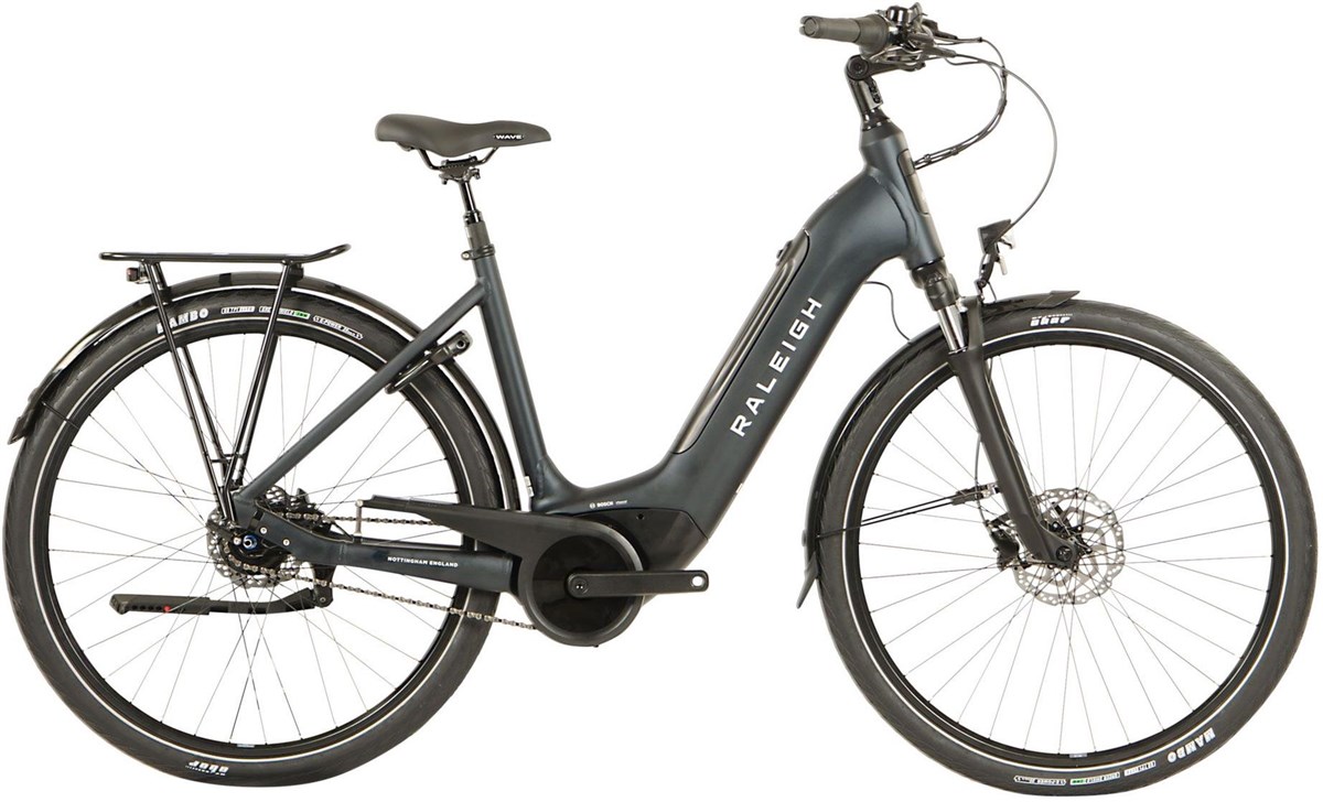 Raleigh Motus Grand Tour 2023 step through frame e-bike