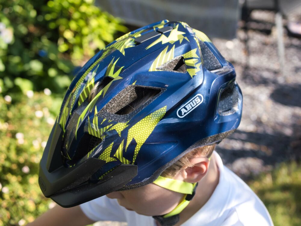 Abus kids bike helmet review