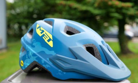 MET kids cycle helmet review