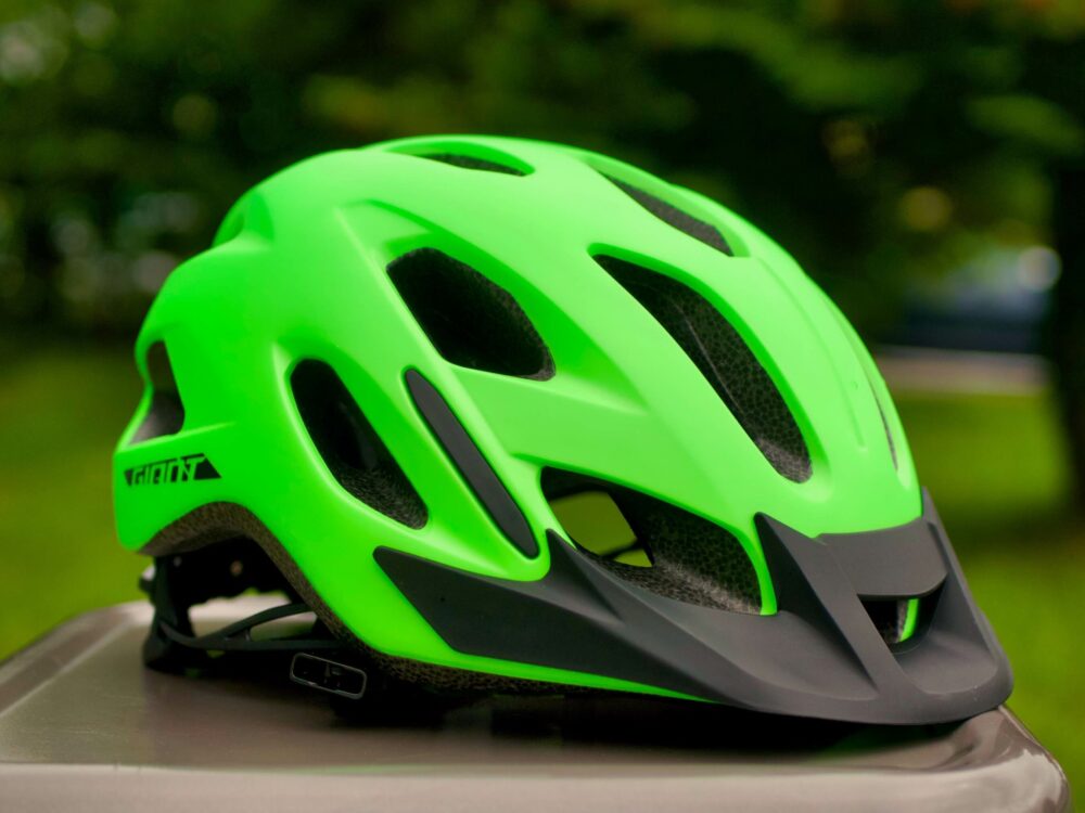 Giant Compel ARX best older kids bike helmet