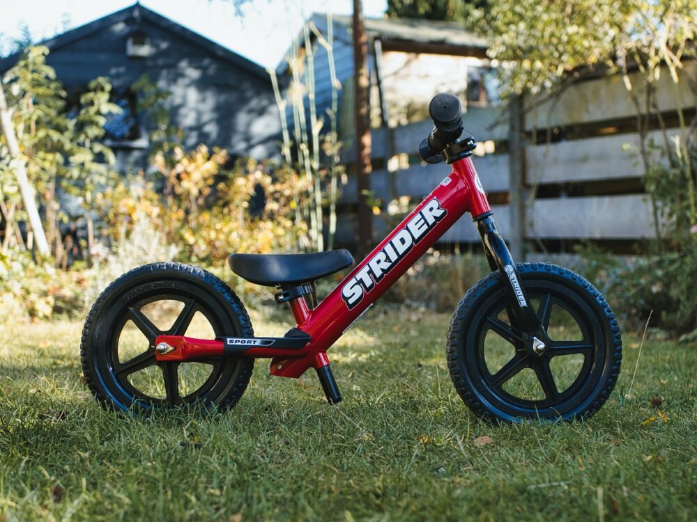 Strider balance bike low saddle 