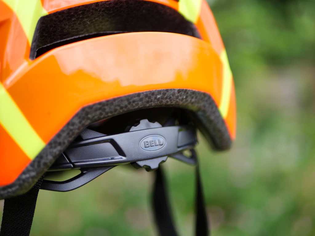Rear adjuster on the Bell Sidetracked II kids helmet which we are reviewing