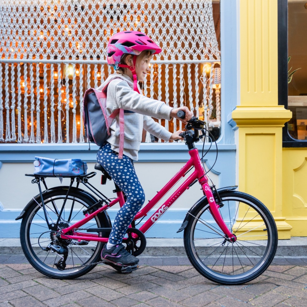 Gifts for kids who cycle to school - bike with bike club membership