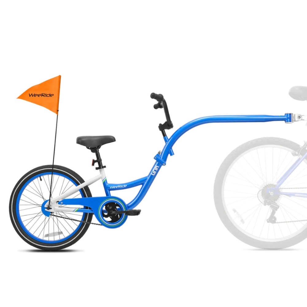 Best tagalongs: The WeeRide Kazam tagalong with a flag, attached to a greyed-out bicycle on a blank background