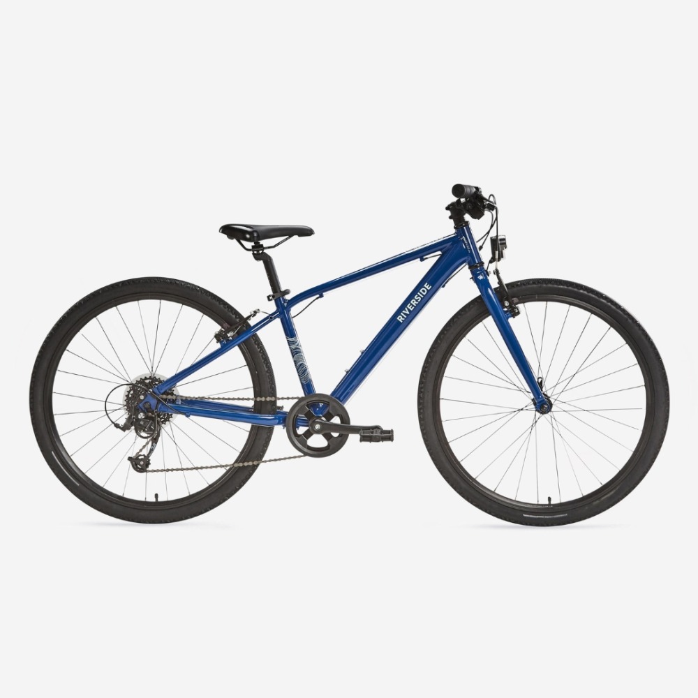 Best 26" kids' bikes: A blue B’Twin Riverside 900 hybrid bike on a plain background