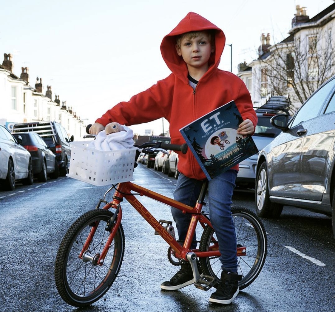 world book day ideas for kids who like cycling ET kid on a bike WBD