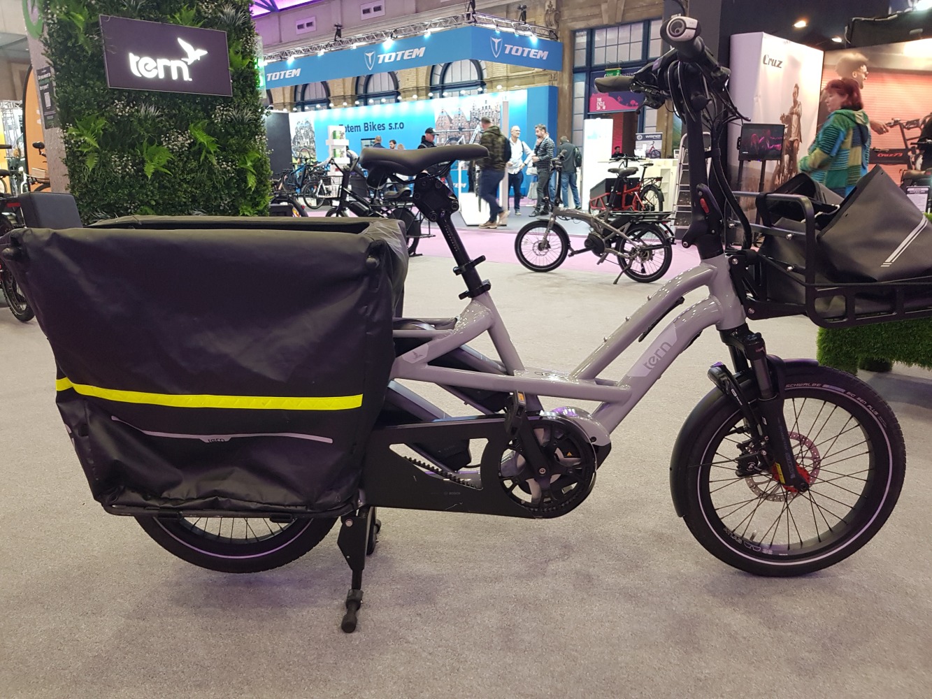 Tern longtail cargo bike at the 2023 Cycle Show