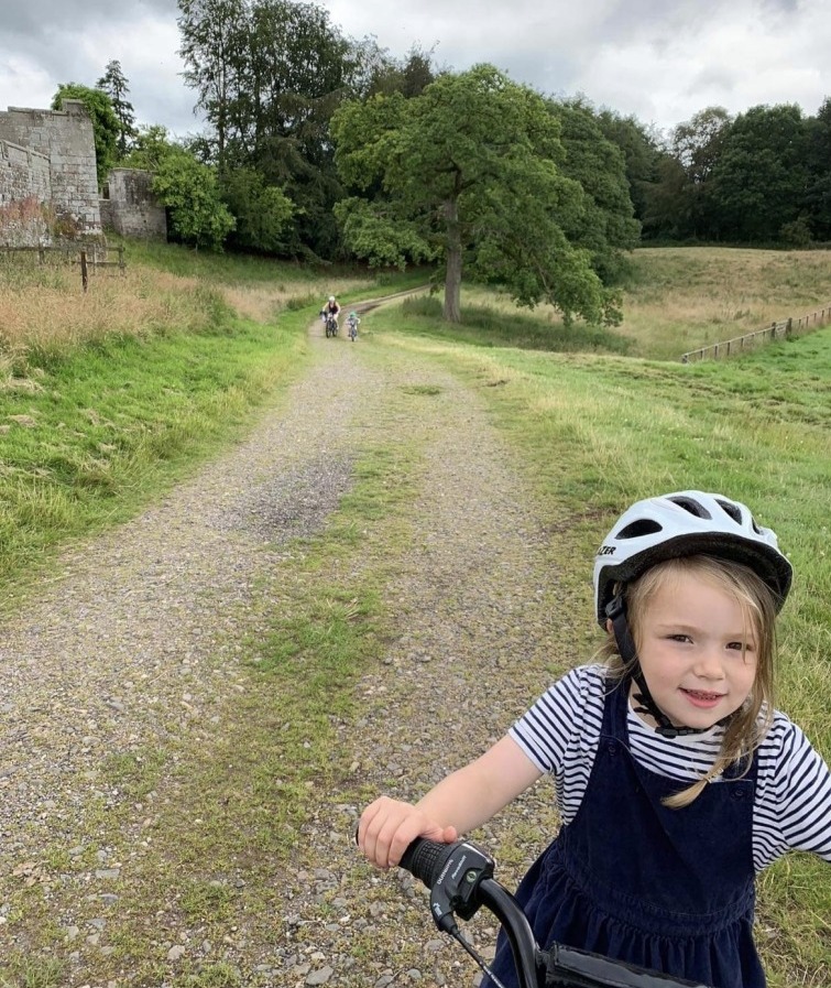 Lowther castle cycle routes - cumbria family cycling