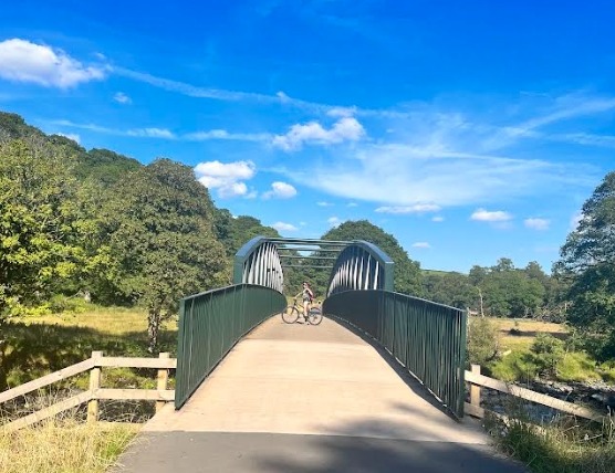 Family cycling routes around Cumbria and the Lake District - Keswick to Therlkeld cycle route