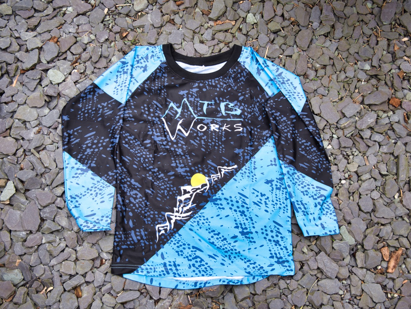 MTB Works trail ready kids cycling jersey