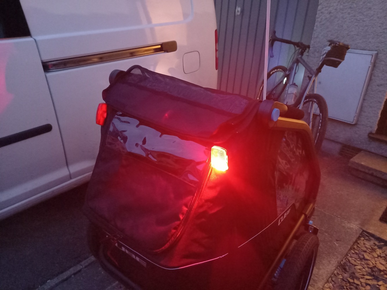 rear red light on the back of a bike trailer